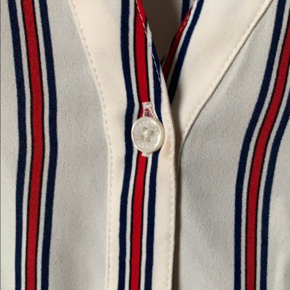 Button down - Picture 5 of 5